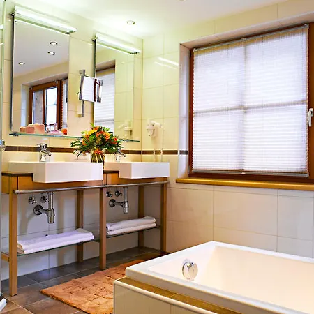 Alpenhotel Ischglerhof