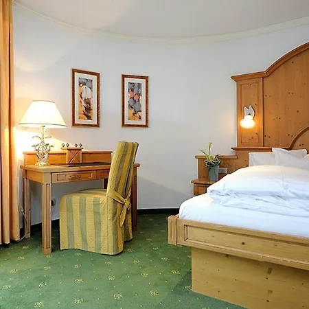 Alpenhotel Ischglerhof 4*