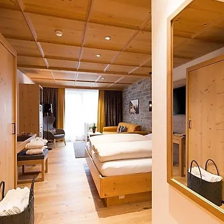Alpenhotel Ischglerhof 4* ايشجل