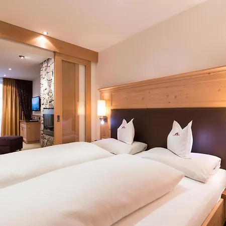 Alpenhotel Ischglerhof Otel 4*