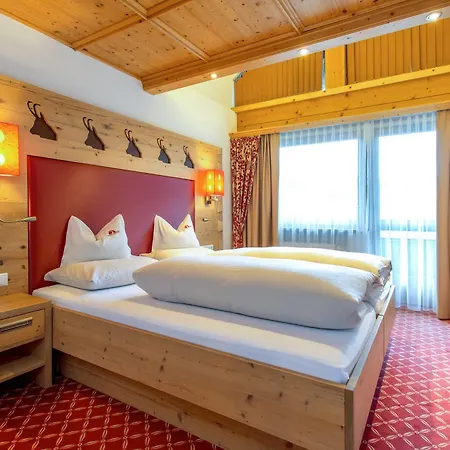 Szálloda Alpenhotel Ischglerhof Ischgl