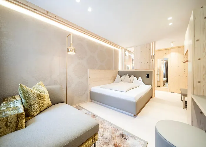 호텔 Alpenhotel Ischglerhof 4*