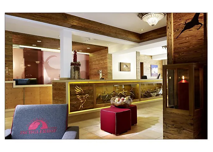 호텔 Alpenhotel Ischglerhof 4*