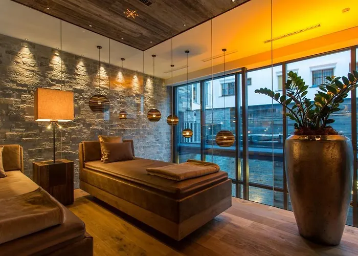 Alpenhotel Ischglerhof 이스크글