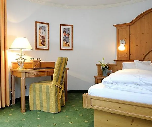 Alpenhotel Ischglerhof 4*