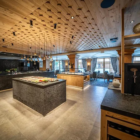 Hotel Alpenhotel Ischglerhof Ischgl