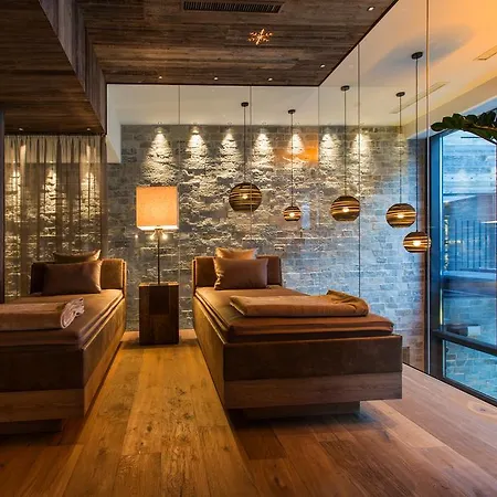 Hotel Alpenhotel Ischglerhof 4*
